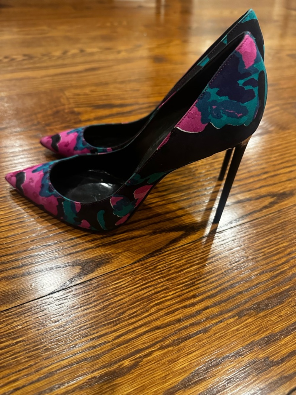 Saint Laurent Zoe 105 Floral Print Pump - Picture 2 of 3